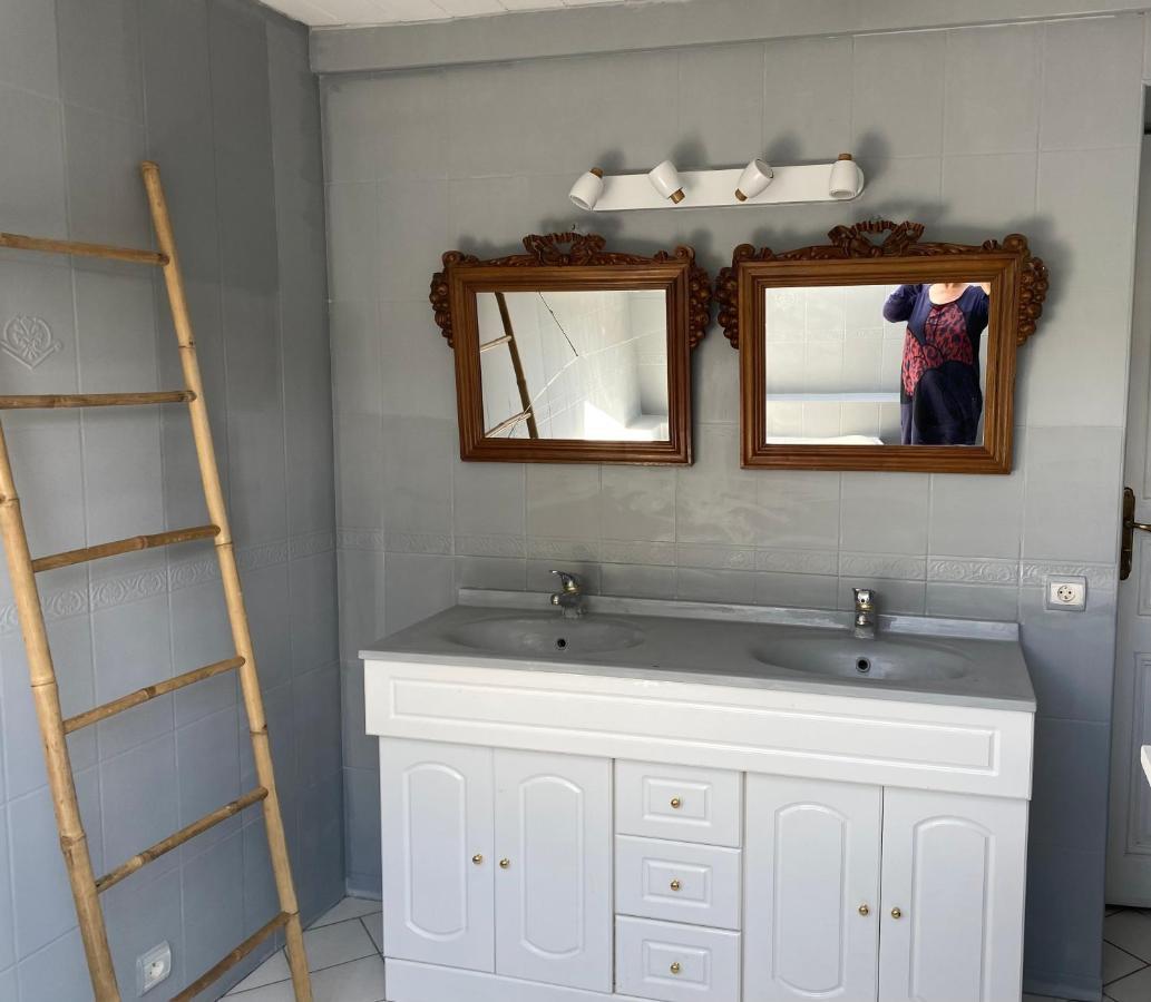 La Maison bleue Varzy Extérieur photo