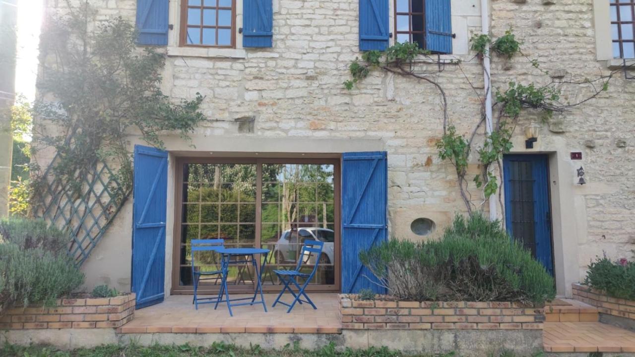 Villa La Maison bleue à Varzy Extérieur photo